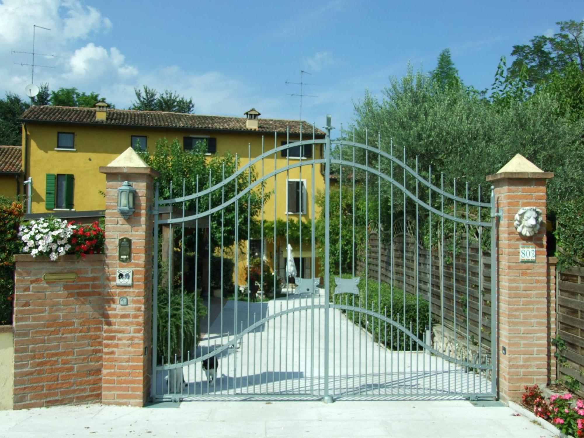 B&B Casacasina Monzambano Exterior photo