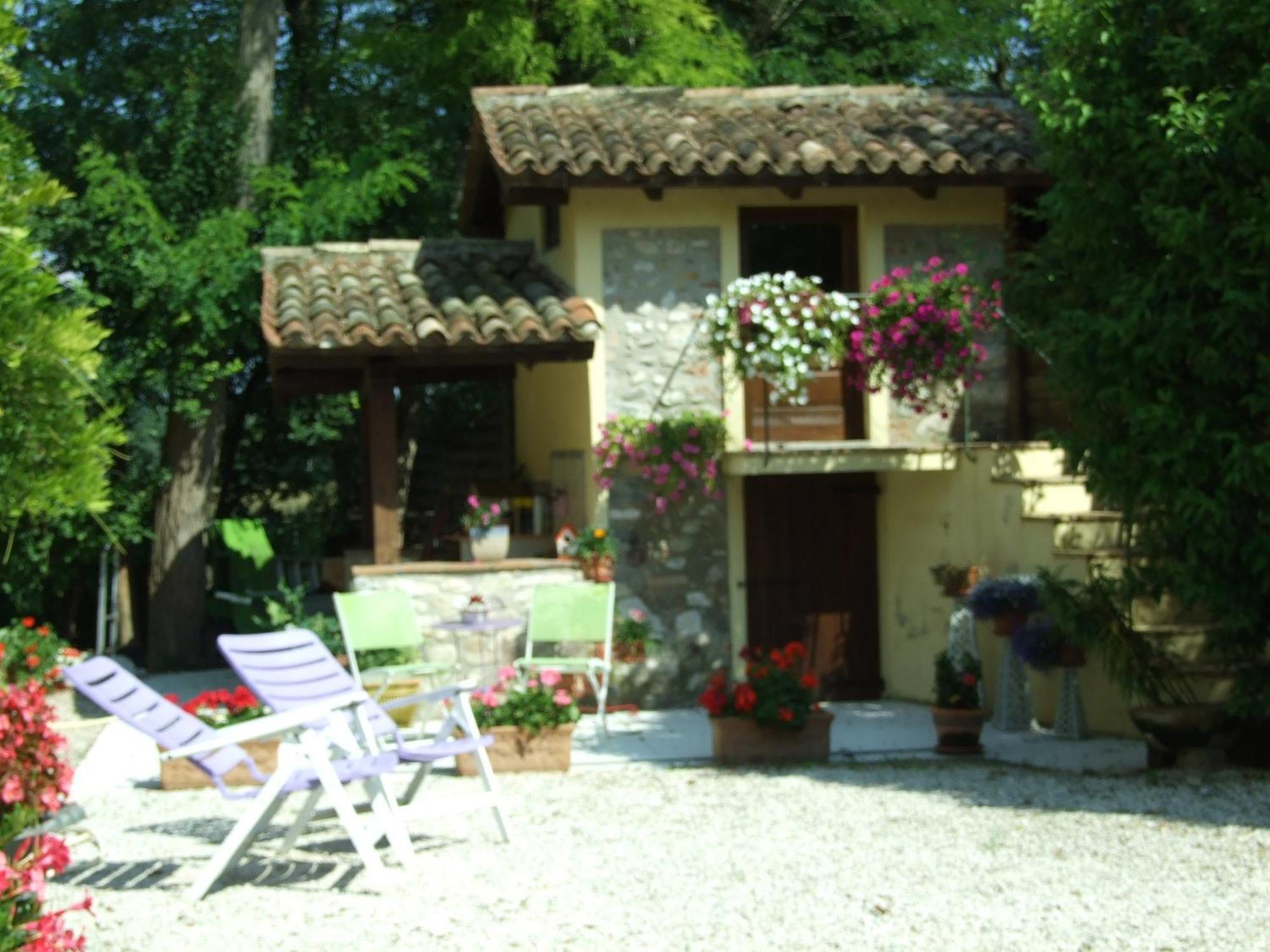 B&B Casacasina Monzambano Exterior photo